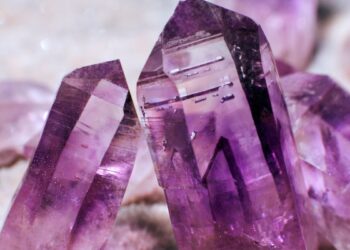 10 Best Crystals For Beauty & How To Use Them