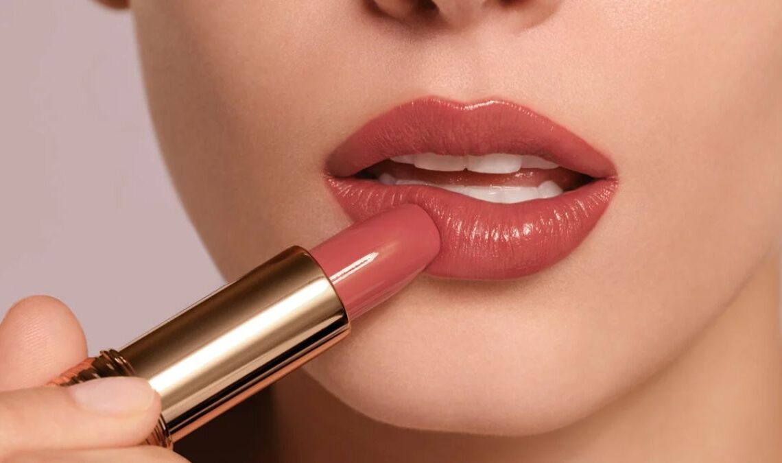 12 Most Flattering Subtle Nude Lipstick Shades For Every Skin Tone