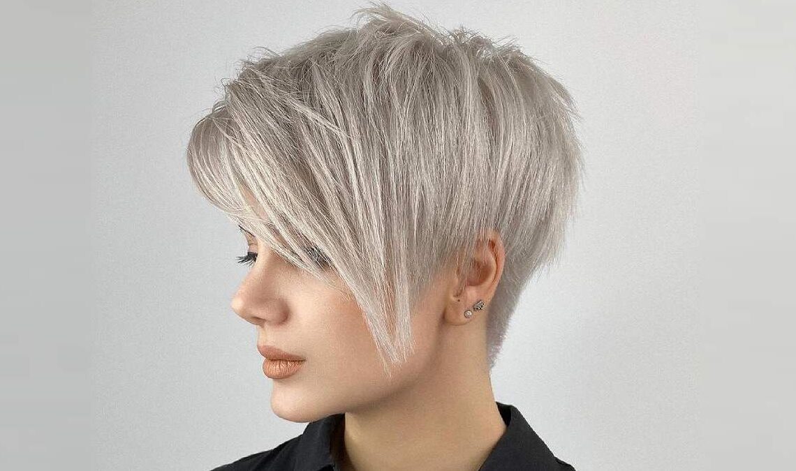 40 Spectacular Pixie Cuts For Women To Try This Year!