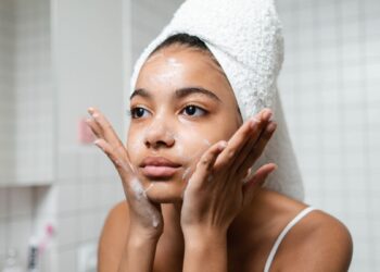 6 Signs Your Skincare Routine Needs An Upgrade