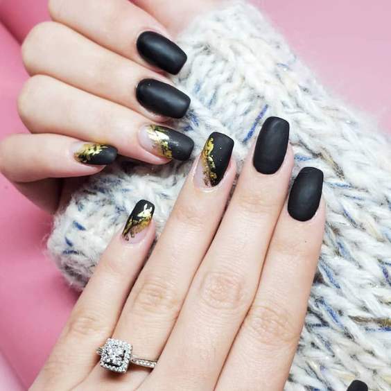 Black and Gold Short Gel Nails