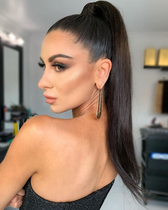 Classic High Ponytail with Sleek Edges