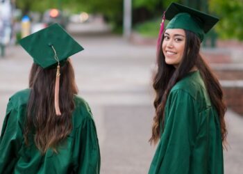 Graduation Hairstyles With Bangs