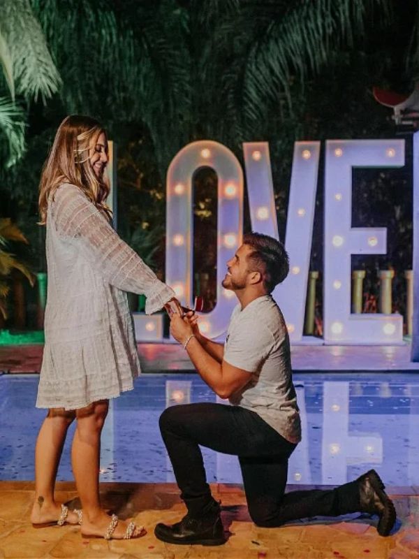 Henry Cejudo proposed to Ana Karolina in June 2021