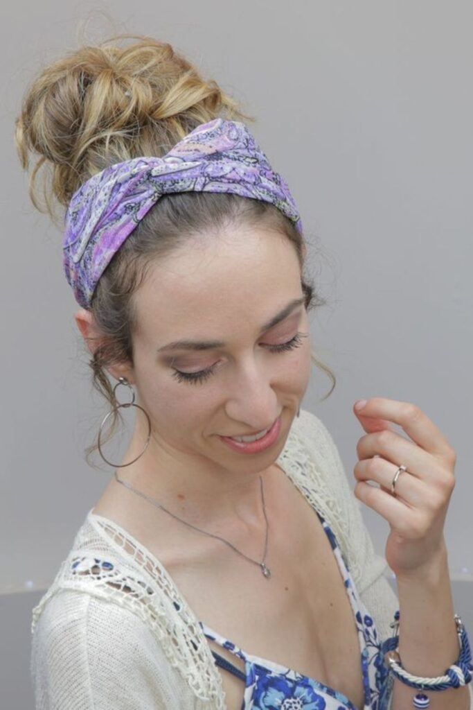 High Messy Bun with Headband Effortless Chic