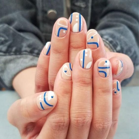 Trendy Abstract Short Gel Nails