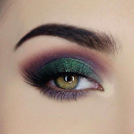 Vibrant Emerald Eyes